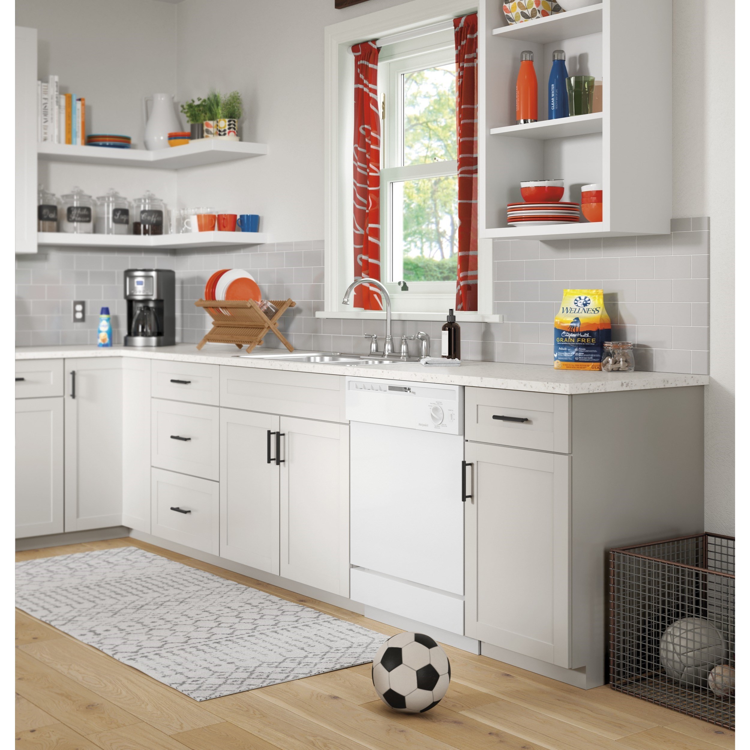GE Appliances HDA2100HWW Hotpoint Built In Dishwasher Westrich
